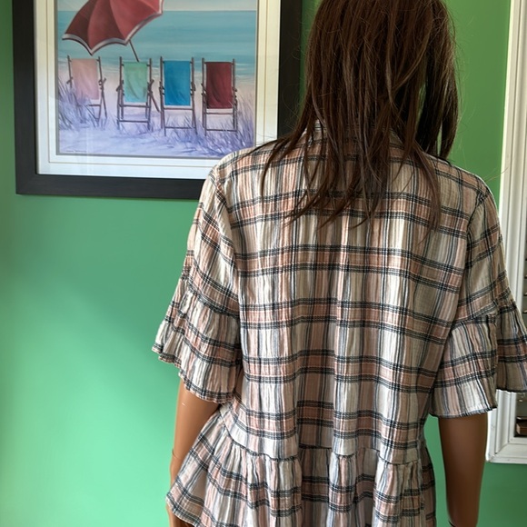 🩶🩶NWOT Ann Taylor Loft Peplum Style Top🩶🩶 - Picture 2 of 8